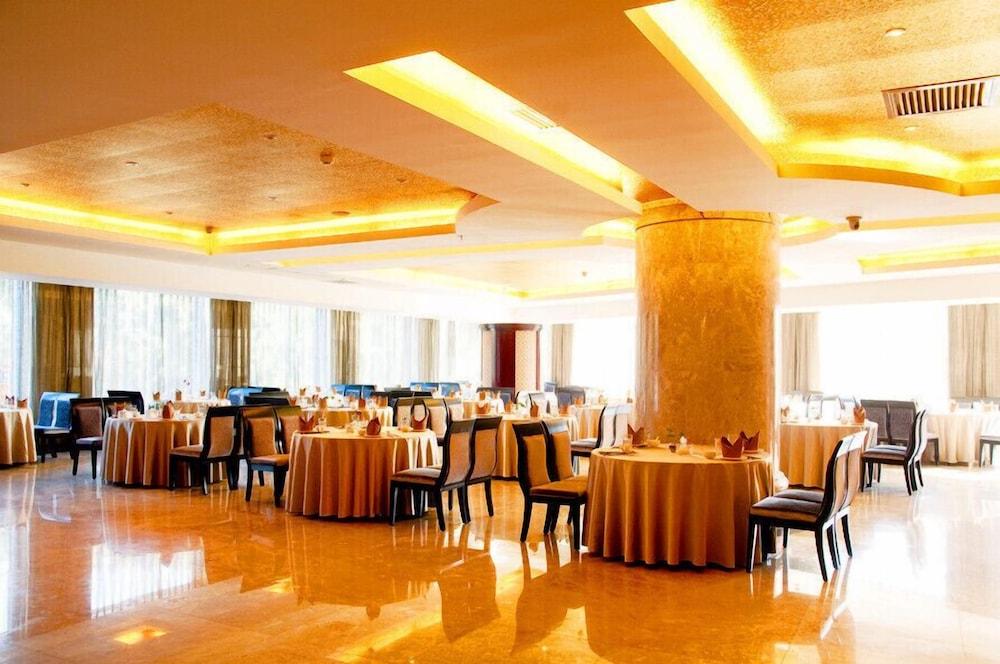 Hawaii Hotel Sanya Exterior photo