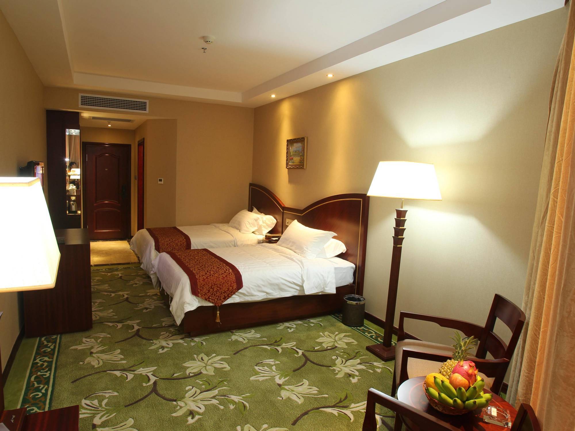 Hawaii Hotel Sanya Exterior photo